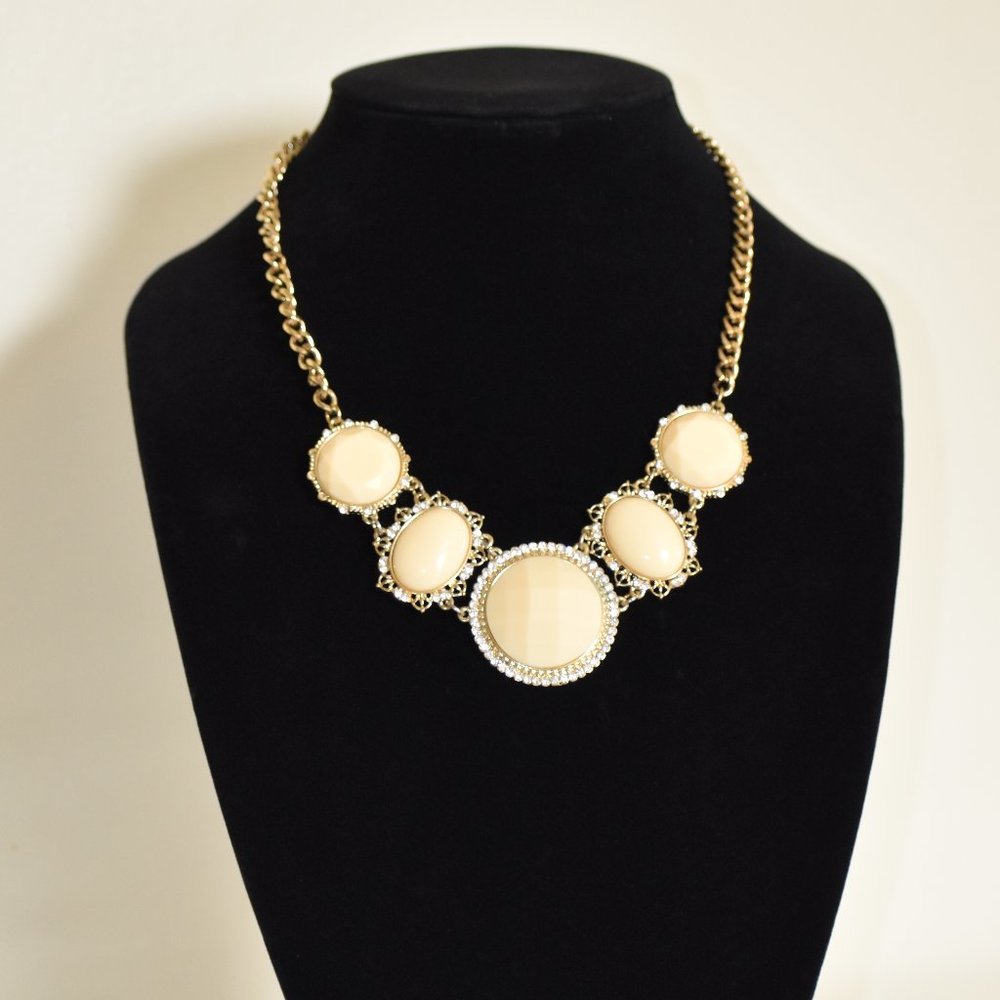 Gold & Off-White Statement Necklace | Excellent Condition
